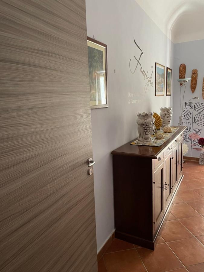 Casa Vacanze Mimi เชฟาลู ภายนอก รูปภาพ